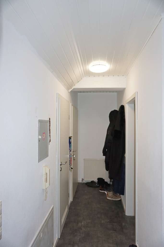 Immobilie in Bellheim - 3,5-Zimmer-Dachgeschosswohnung mit Balkon, Garage & Stellplatz in ruhiger Wohnlage - Bild 2