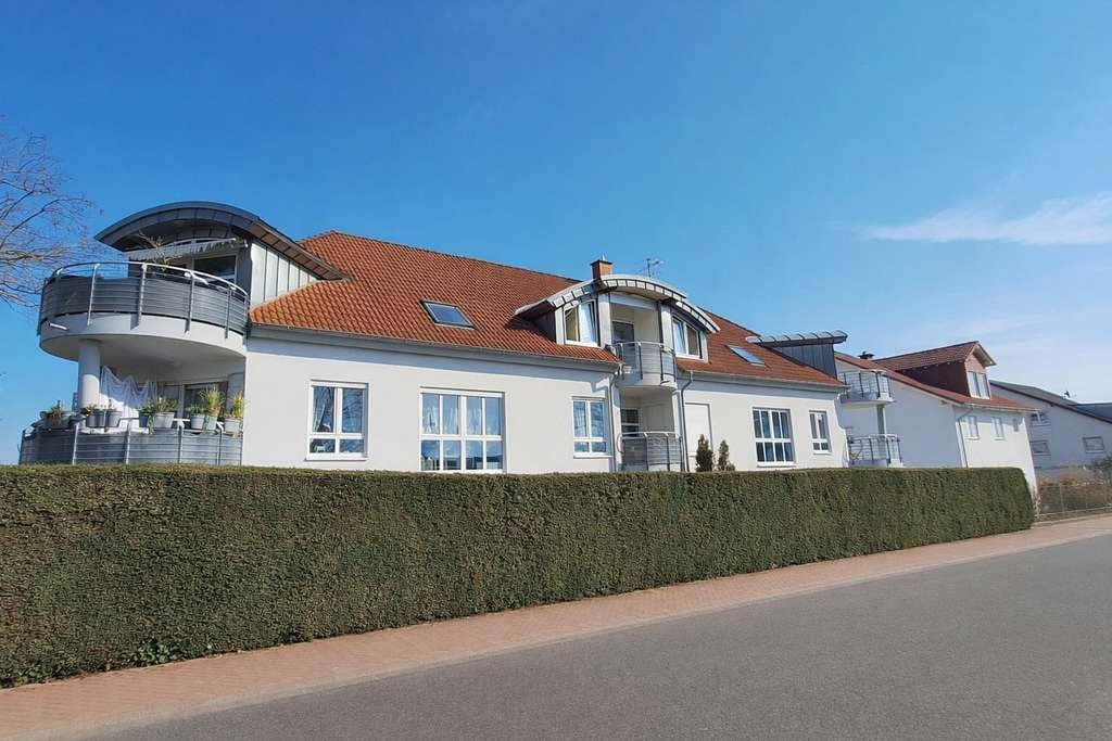 Immobilie in Bretzenheim - Sofort bezugsfrei: Gepflegte 2-Zimmer-Wohnung in ruhiger Lage von Bretzenheim - Bild 1