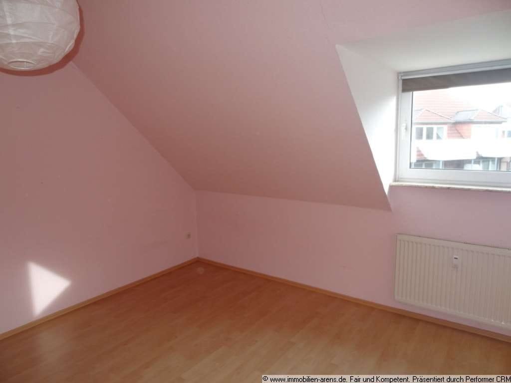 Immobilie in Westerstede - vermietete Eigentumswohnung mit Balkon am Stadtrand von Westerstede - Bild 4
