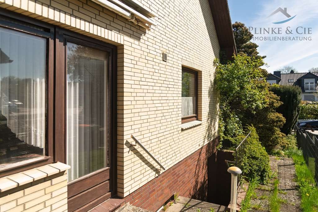 Immobilie in Itzstedt - ### Solides gepflegtes EFH auf 817 m² mit Vollkeller, Garage, Terrasse &  Dachgeschoss ### - Bild 4