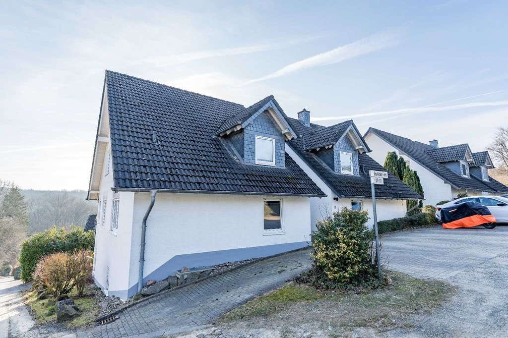 Immobilie in Nümbrecht - 6-Parteienhaus in Nümbrecht-Bierenbachtal - Bild 2