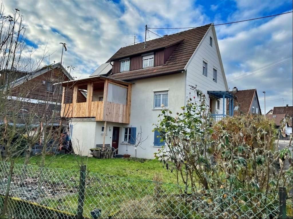 Immobilie in Oppenweiler - Einfamilienhaus mit vielen Gestaltungsmöglichkeiten im Herzen von Oppenweiler - Bild 1