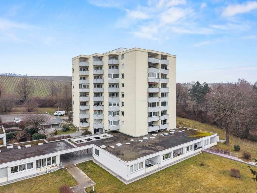 Immobilie in Hagnau am Bodensee - sofort beziehbar - barrierefrei erreichbar
gepflegte 2 Zimmer Eigentumswohnung  - Bild 1