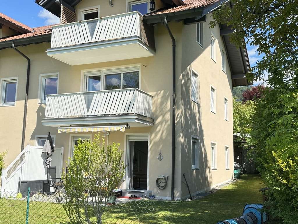 Immobilie in Grafling - Kapitalanlage: Solide vermietete 2 1/2 Zimmer-ETW mit Balkon + Terrasse u. ca. 100 m2 eigenem Garten - Bild 1
