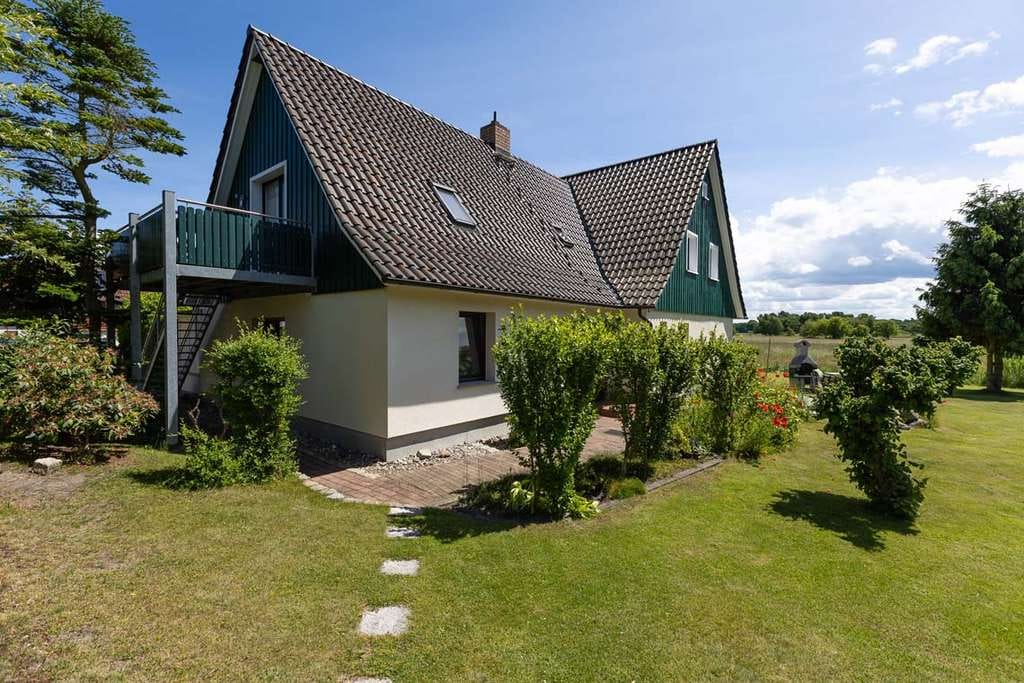 Immobilie in Prerow - Einfamilienhaus in wunderschöner Wiesenlage - Bild 1