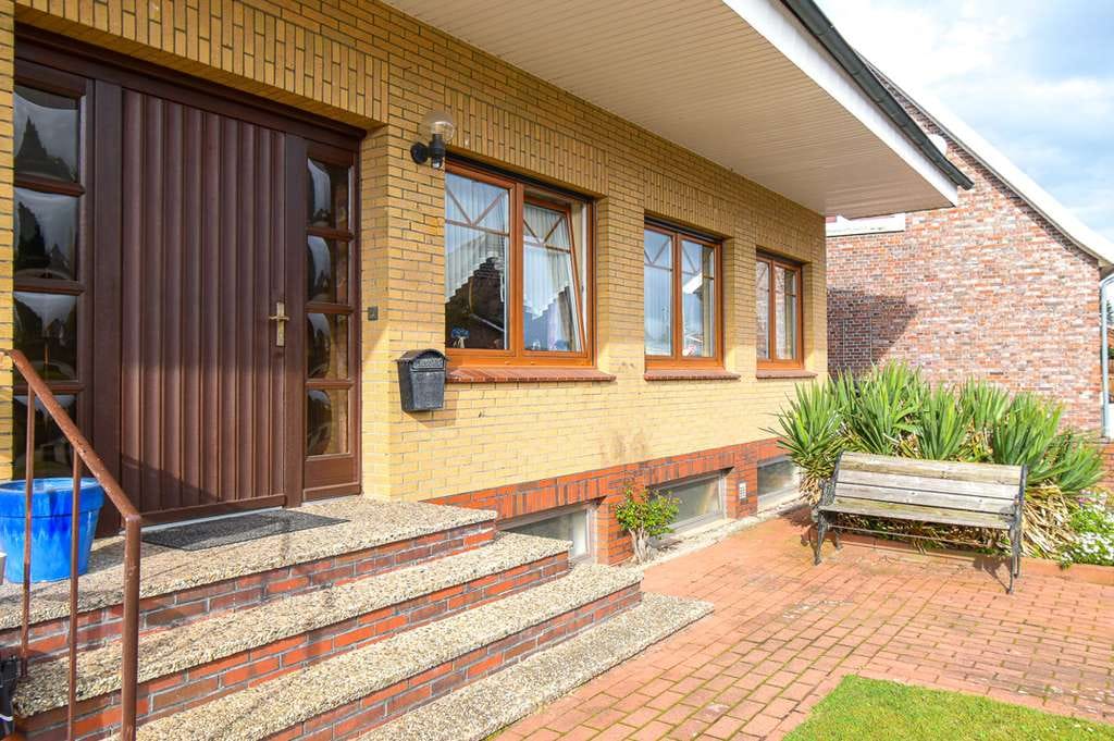 Immobilie in Rhauderfehn - *** Einfamilienhaus im Ortskern **** - Bild 3