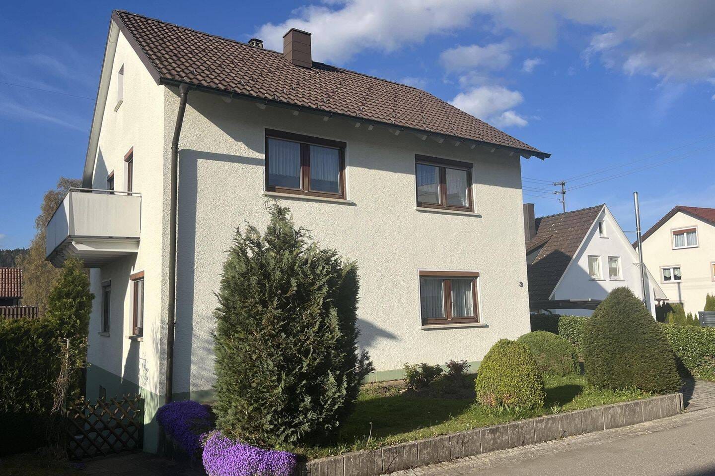 Immobilie in Gosheim - Wohnhaus mit schönem Garten in Gosheim - Bild 2