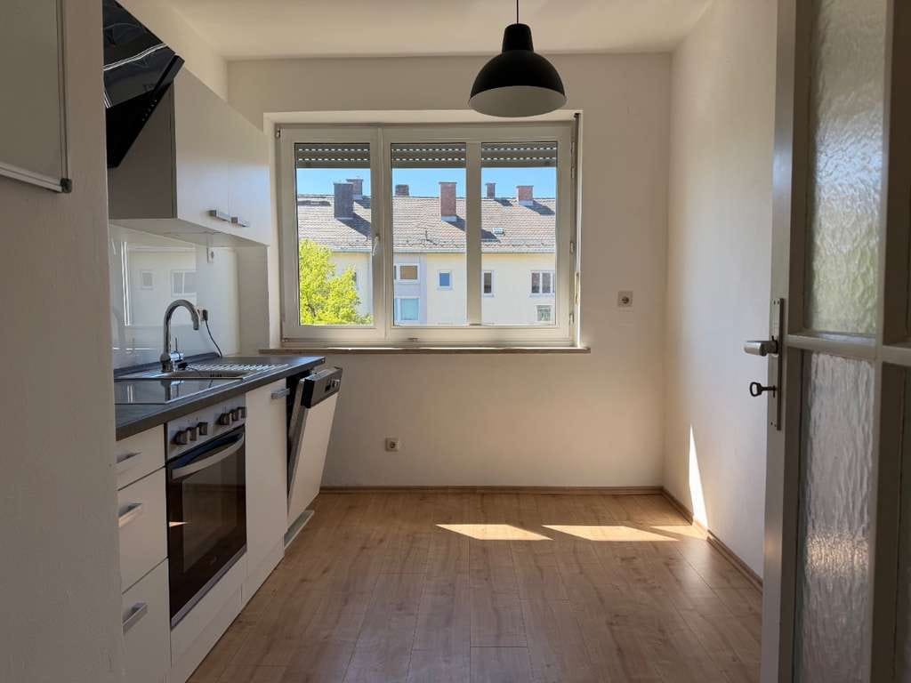 Immobilie in Augsburg - Perfekte Einsteigerwohnung in Göggingen (Erbbaurecht) zu verkaufen - Bild 0