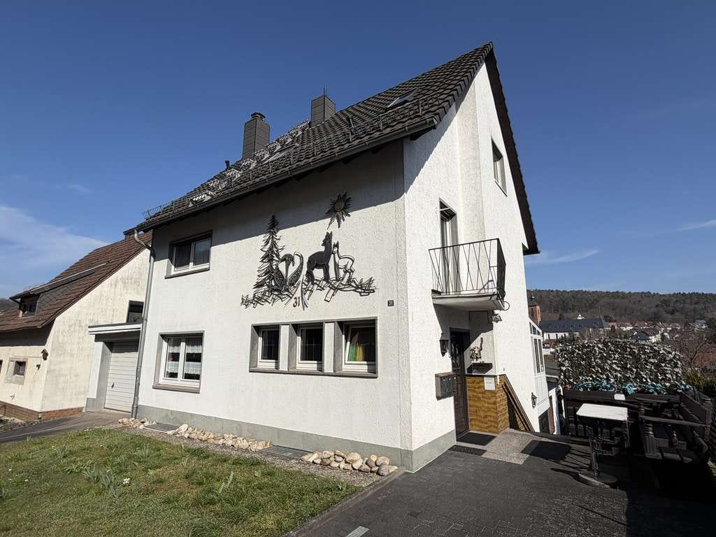 Immobilie in Rodalben - Attraktives Immobilienensemble: Einfamilienhaus mit zusätzlichem Bungalow in ruhiger Lage! - Bild 0