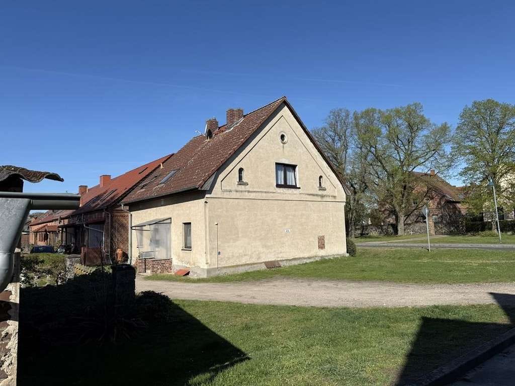 Immobilie in Oberbarnim - Familienglück abseits der Großstadt? 
Hier sind Sie richtig! - Bild 0