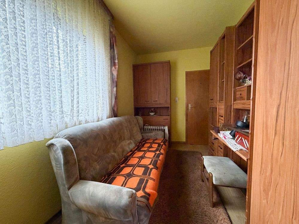Immobilie in Neustadt bei Coburg - Eigentumswohnung mit separaten Grundstück und Ausbaupotenzial - Bild 3