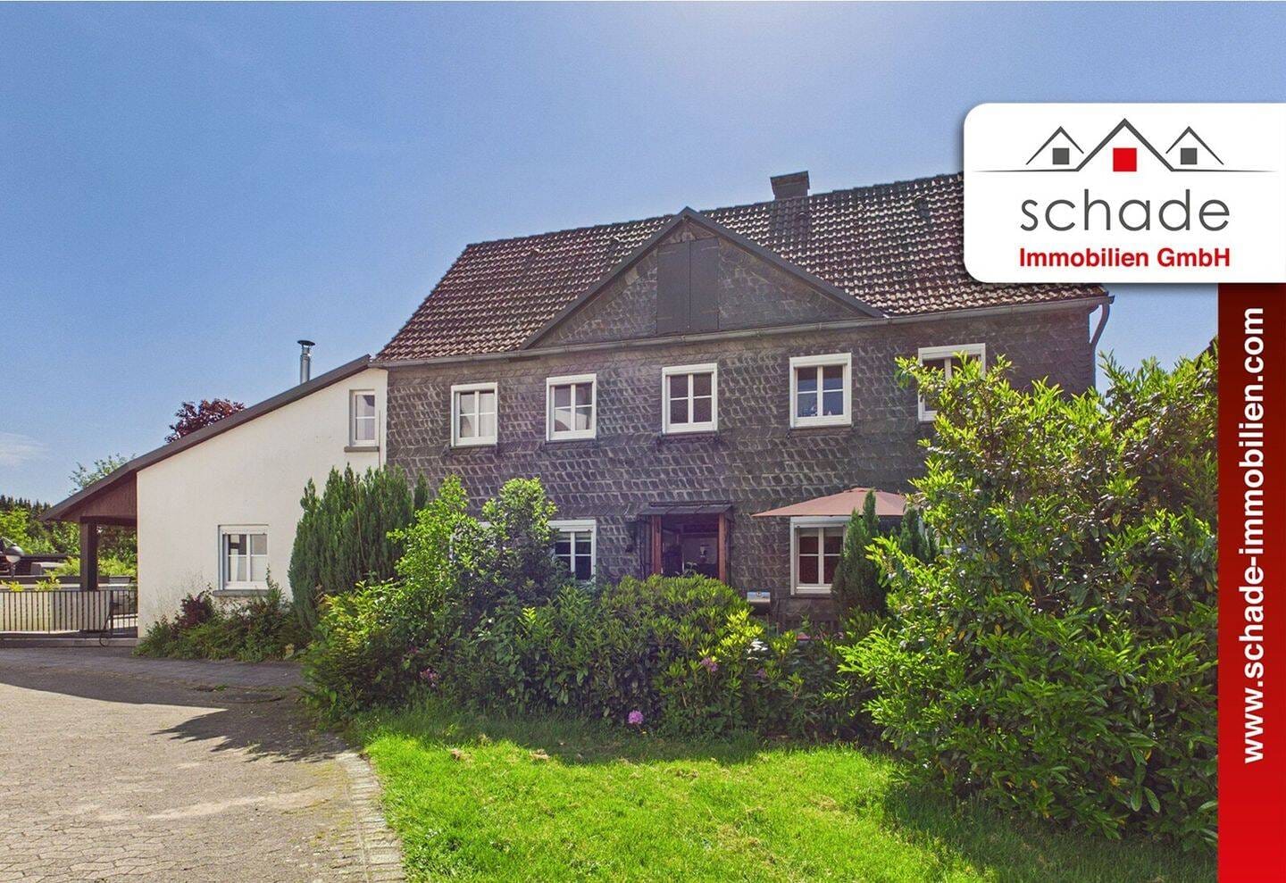 Immobilie in Herscheid - SCHADE IMMOBILIEN - Charmantes Einfamilienhaus mit Historie in Herscheid zu verkaufen! - Bild 0