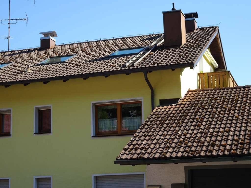 Immobilie in Feldkirchen-Westerham - Feldkirchen-Westerham  -  3-Zimmer-Wohnung in schöner ruhiger Wohnlage am Waldrand - Bild 1