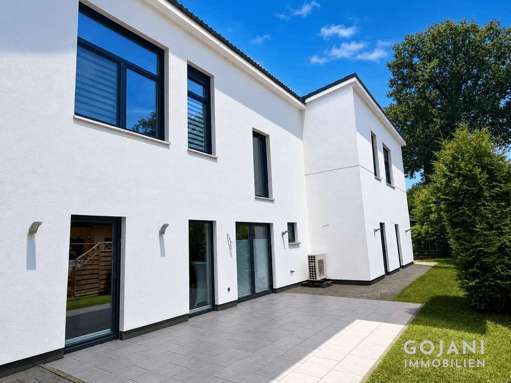 Immobilie in Nienhagen - Modernes 4-Familienhaus in Nienhagen-Celle mit attraktivem Entwicklungspotenzial - Bild 0