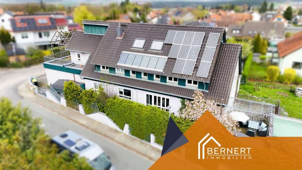 Immobilie in Cadolzburg - Ein Haus mit vielen Möglichkeiten – großzügiges Wohnanwesen für individuelle Lebenskonzepte - Bild 3