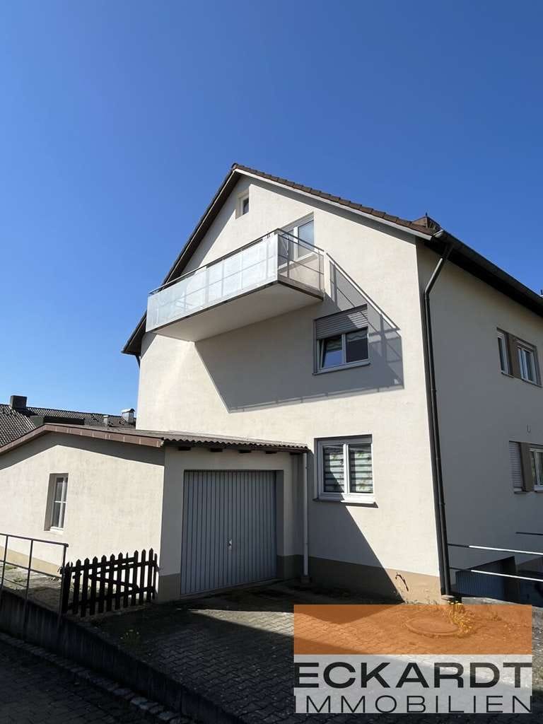 Immobilie in Immenstaad am Bodensee - 3-Familienhaus mitten in Immenstaad mit viel Potential - Bild 0