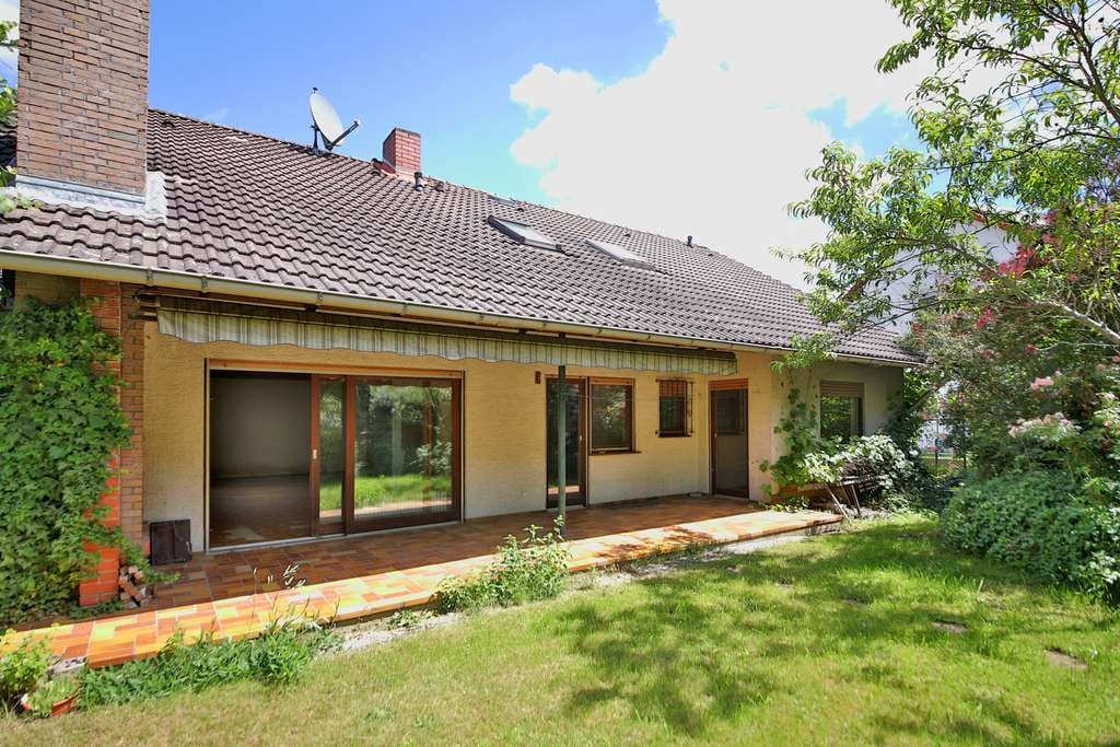 Immobilie in Birkenau - Viel Platz für Ideen, Familie und Zukunft – Einfamilienhaus mit Potenzial und traumhaftem Garten - Bild 1