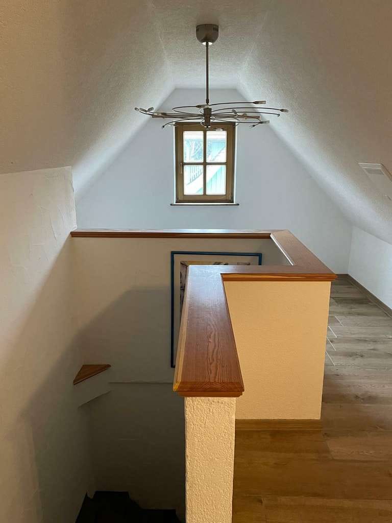 Immobilie in Weißenohe - Gepflegtes Mehrfamilienhaus mit 3 Wohnungen und 10 Zimmern in ruhiger, gepflegter Umgebung - Bild 4