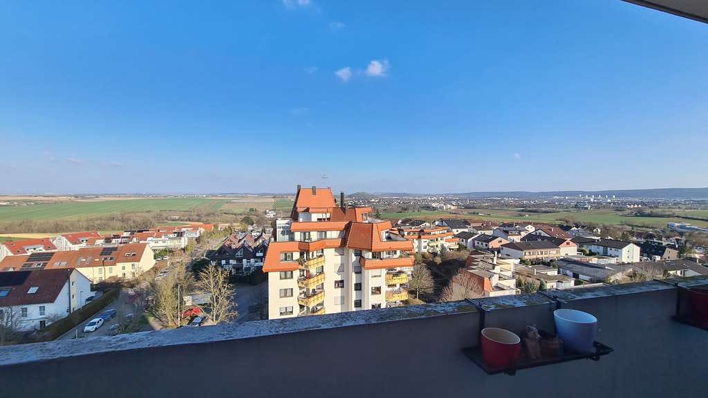 Immobilie in Ditzingen - *** Gemütliche Wohnung mit Fernblick! *** - Bild 2
