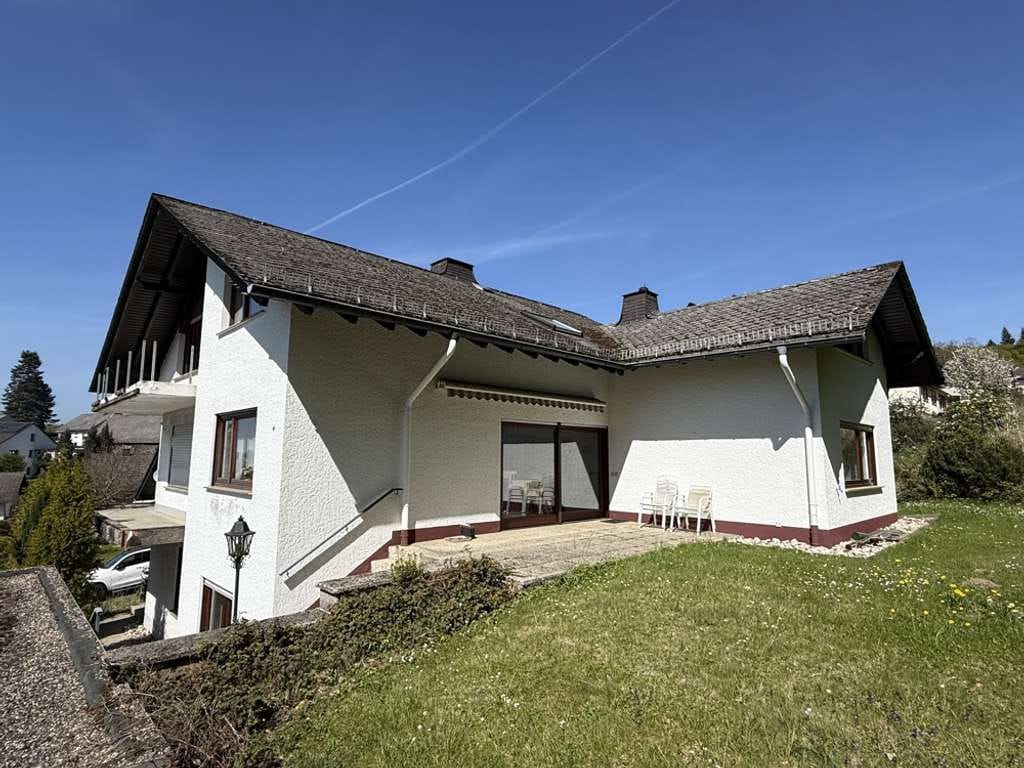 Immobilie in Hillscheid - Großzügiges Einfamilienhaus mit Einliegerwohnung in herrlicher Ortsrandlage und hervorragendem Rhein - Bild 4