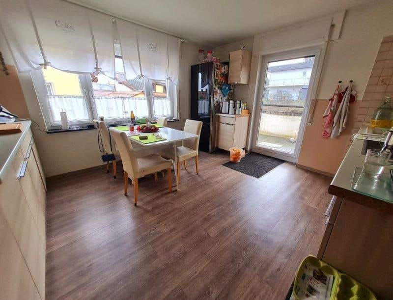 Immobilie in Kuppenheim - Mehrfamilienhaus / Maisonette-Wohnung und großes Gartengrundstück  - Bild 2