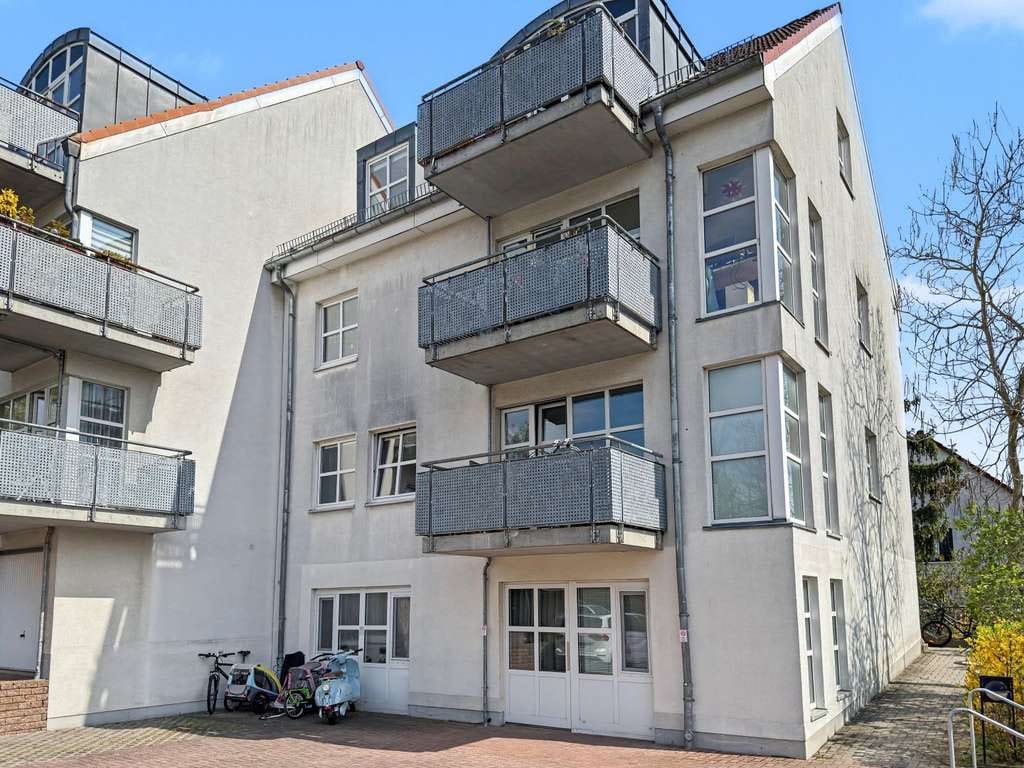 Immobilie in Werder (Havel) - Helle 2-Zimmer-Souterrainwohnung in attraktiver Lage der Blütenstadt Werder Havel - Bild 1