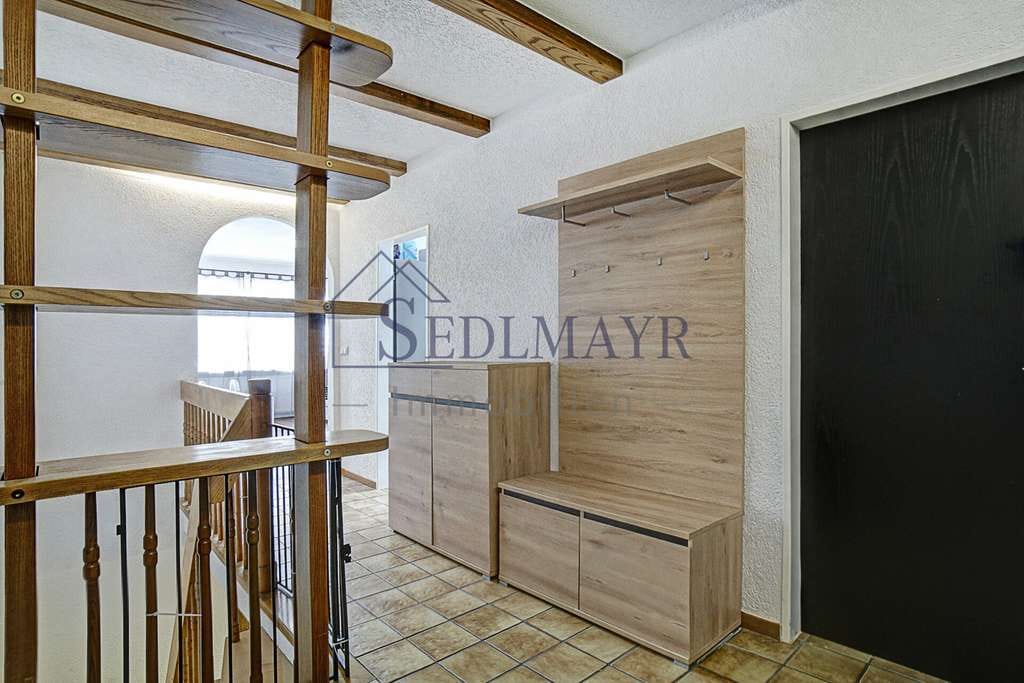 Immobilie in Maisach - VERKAUF: Attraktive 2,5-Zimmer-Maisonette mit Balkon und zusätzlicher Nutzfläche in Maisach - Bild 3