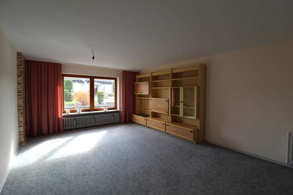 Immobilie in Bitz - Gepflegtes Einfamilienhaus mit Einliegerwohnung in ruhiger Wohnlage von Bitz - Bild 2