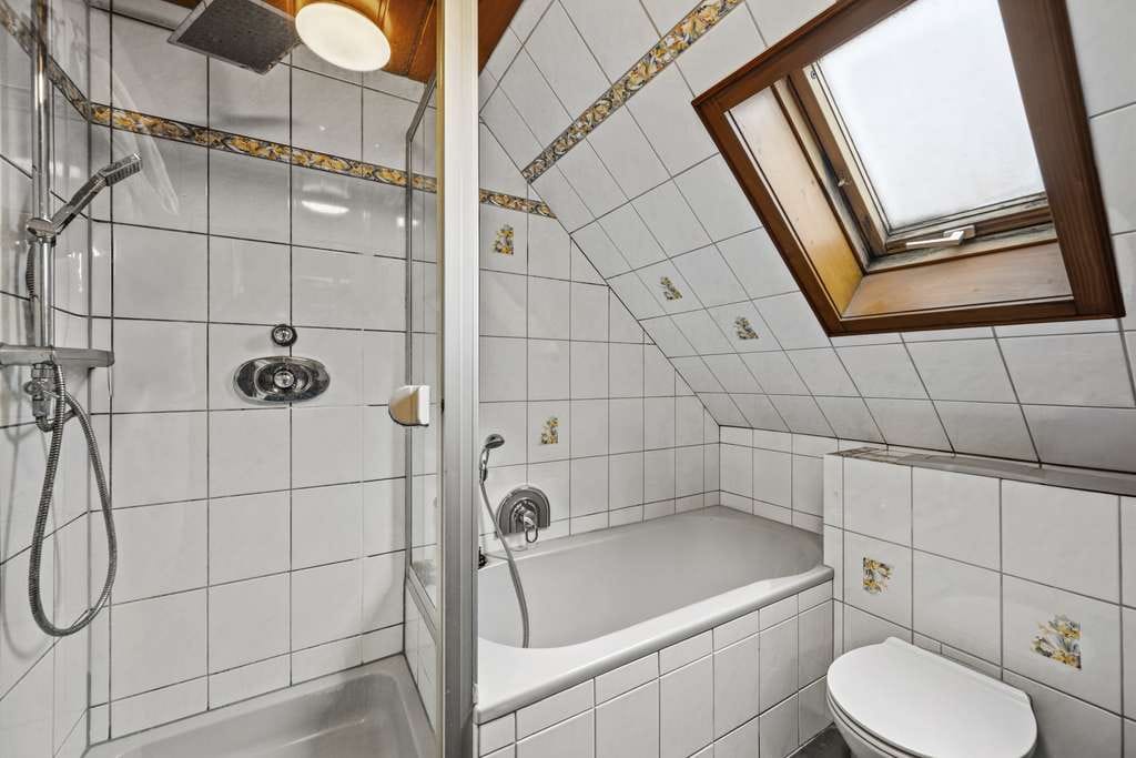 Immobilie in Haiterbach - Einfamilienhaus mit Renditepotenzial - Ideal für Familien oder Kapitalanleger - Bild 4