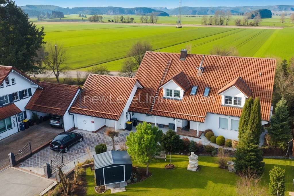 Immobilie in Apfeltrach - Wunderschönes Zweifamilienhaus mit gehobener Ausstattung - Bild 2