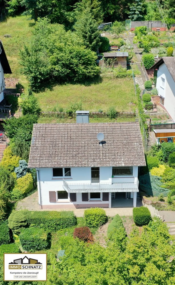Immobilie in Klingenberg am Main - EFH direkt am Waldrand, 
Wohnen, wo andere Urlaub machen! - Bild 0