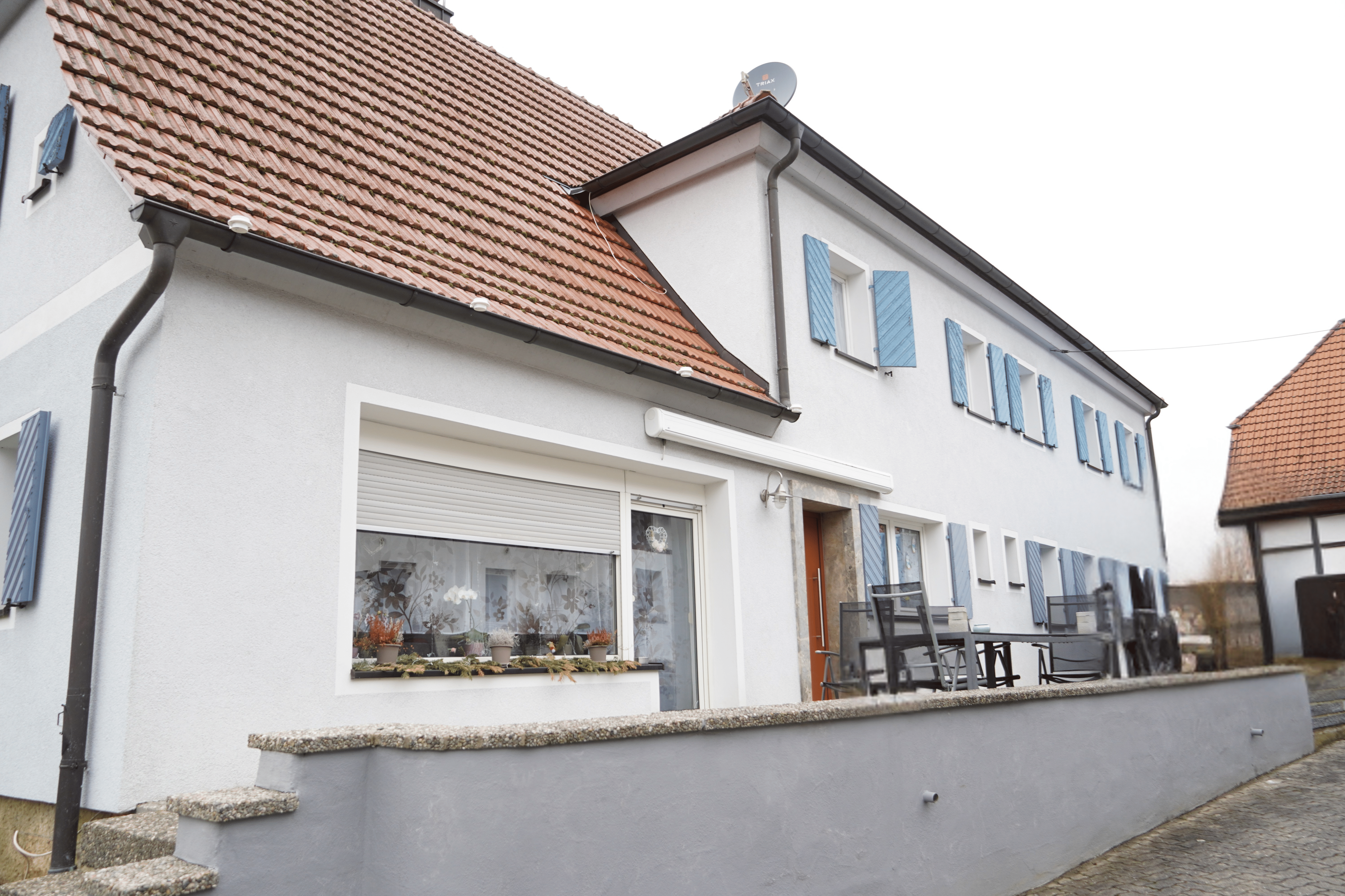 Immobilie in Bad Staffelstein - Exklusives Mehrfamilienhaus mit Ausbaupotenzial in Bad Staffelstein – Ideal für Investoren & Familien - Bild 1