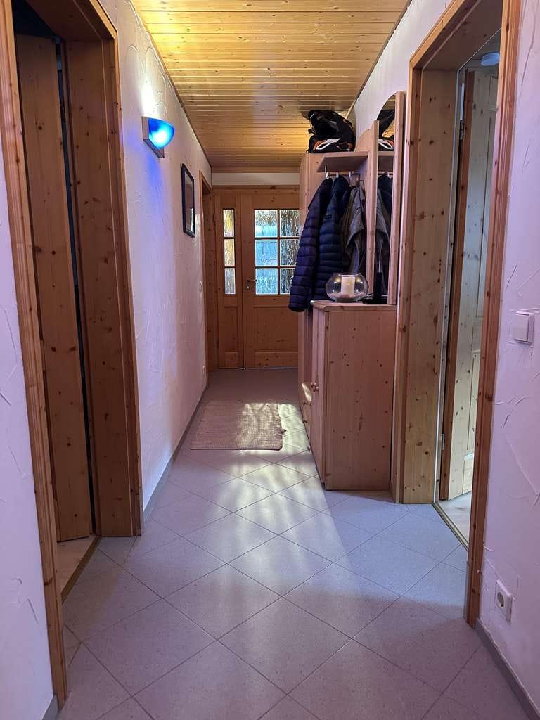 Immobilie in Triberg im Schwarzwald - Wohnen mit Weitblick: 4-Zimmer-Eigentumswohnung mit großer Terrasse in Triberg! - Bild 1
