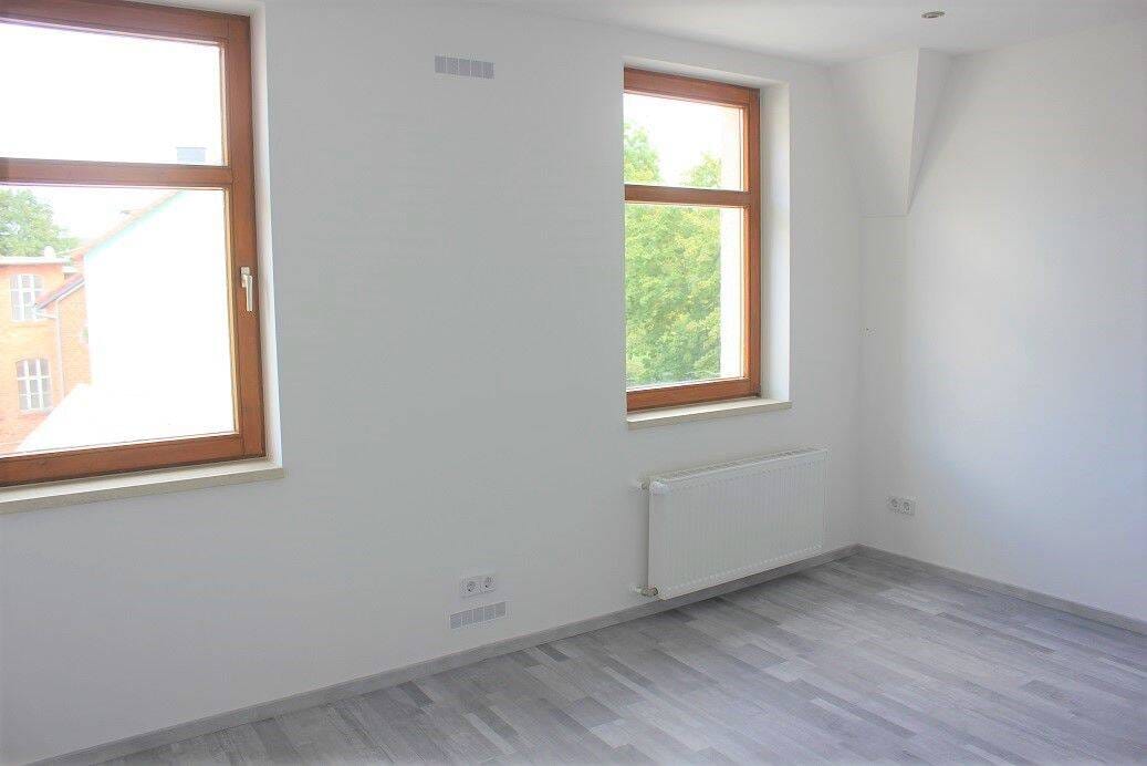 Immobilie in Apolda - Sehr gut saniertes Mehrfamilienhaus - Villa in sehr guter Wohnlage - Bild 3