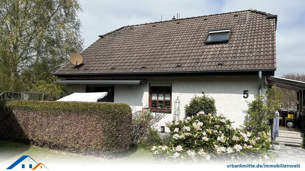 Immobilie in Gieboldehausen - Großzügiges Einfamilienhaus mit Einliegerwohnung in ruhiger Wohnlage - Bild 1