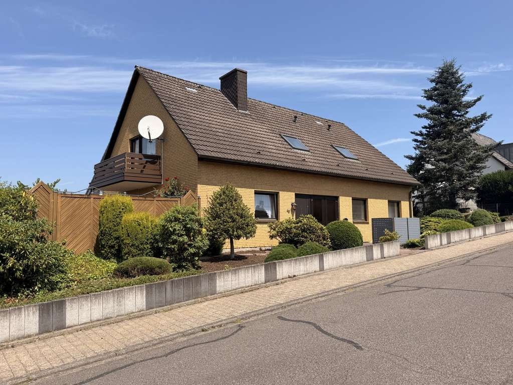 Immobilie in Neuhäusel - Neuhäusel - Viel Platz für die ganze Familie – 
Ein- bis Zweifamilienhaus mit großem Potenzial - Bild 2
