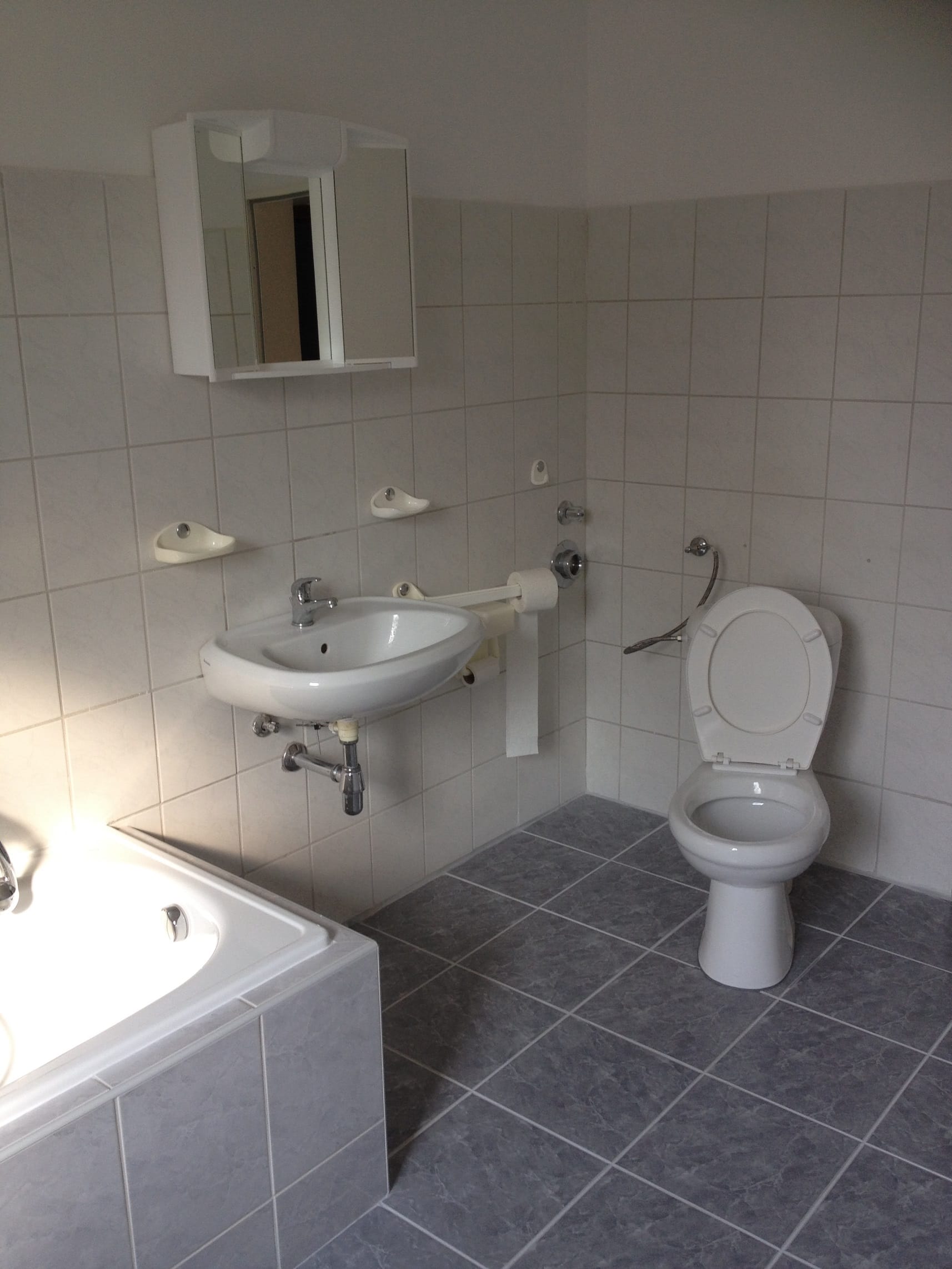 Immobilie in Selb - 2 - Zimmer Eigentumswohnung, EG,  momentan vermietet (seit Februar 2019) - Bild 1