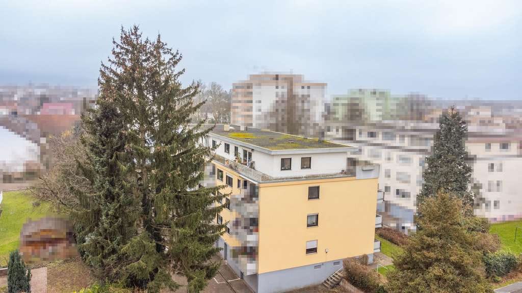 Immobilie in Gundelfingen - Lichtdurchflutete und vermietete Penthouse-Wohnung in traumhafter Wohnlage - Bild 0