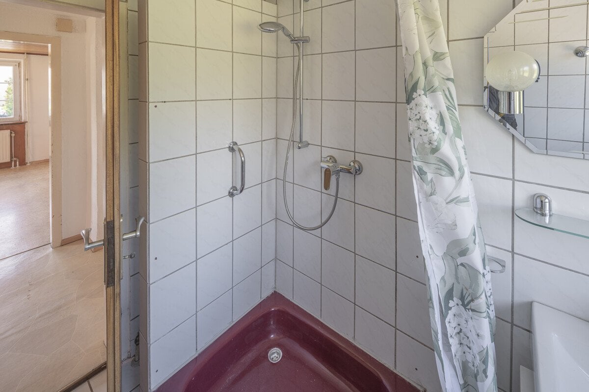 Immobilie in Hüfingen - Sonniges Wohnen für die ganze Familie - stadtnah und ruhig gelegen - Bild 3
