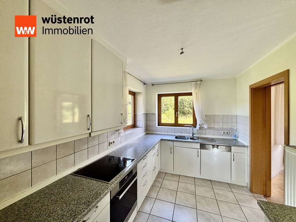 Immobilie in Wolfegg - Charmantes Haus, Ihr Zuhause auf zwei Etagen mit Platz für Ihre Träume, in Ortsrandlage - Bild 1