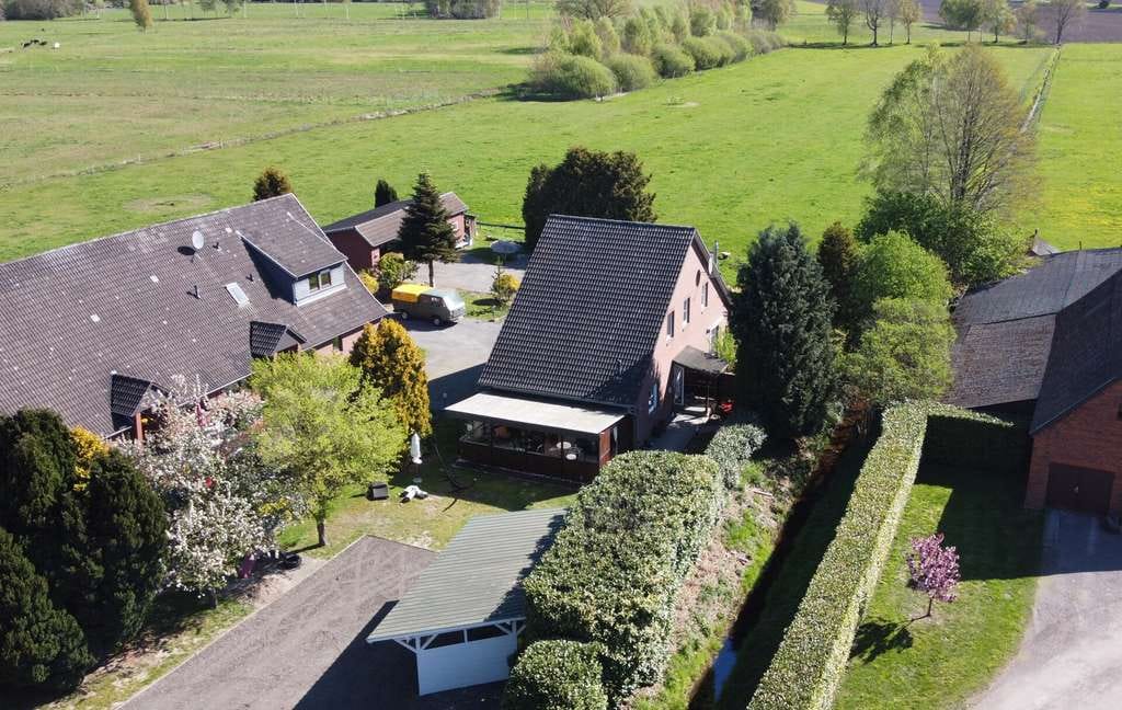 Immobilie in Lilienthal - Worphausen | Platz für Wohnträume: Modernisiertes Familienglück mit Kamin auf 1.200 m² Grundstück! - Bild 2