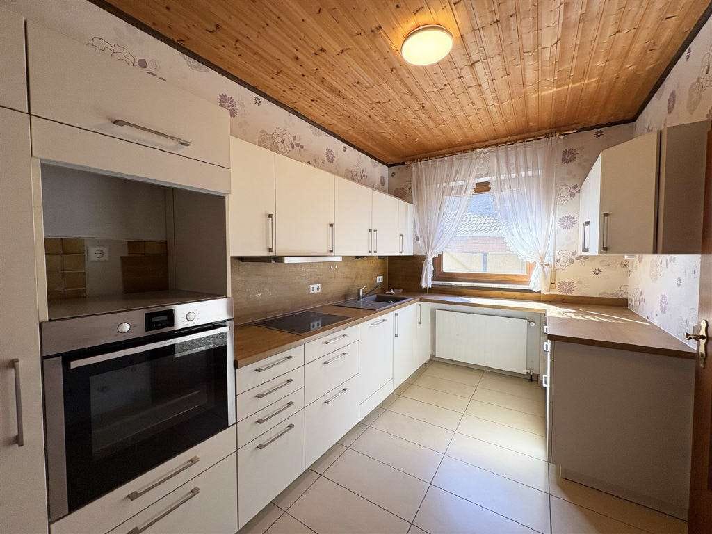 Immobilie in Sprendlingen - Sprendlingen: Schönes Einfamilienhaus mit sonniger Terrasse und großem Innenhof - Bild 3