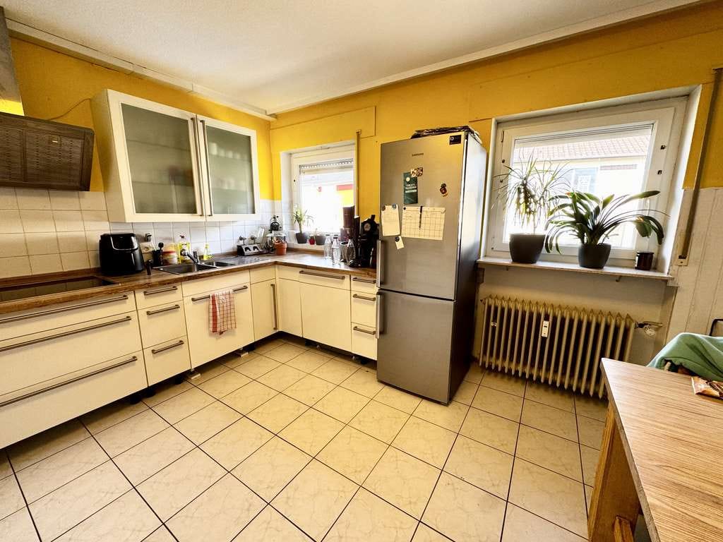 Immobilie in Sinzheim - Großzügige 3-Zimmer-Wohnung mit Stellplatz in schöner Lage von Sinzheim - Bild 2