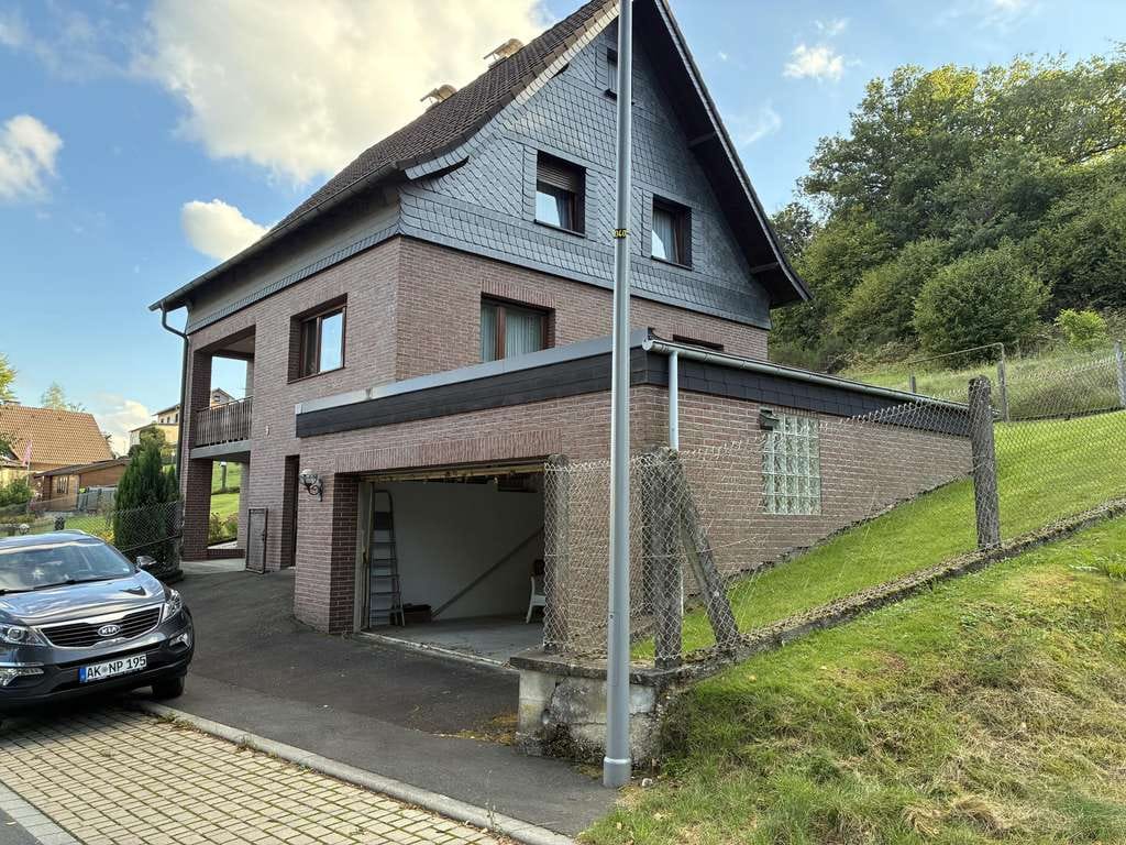 Immobilie in Katzwinkel (Sieg) - Vielleicht Ihr neues Zuhause ?  - Familienfreundliches Wohnhaus in ruhiger Wohnlage  - Bild 2
