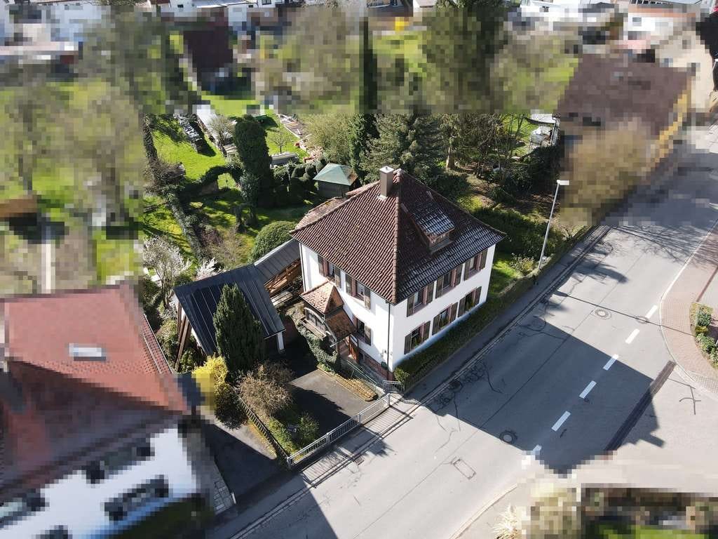 Immobilie in Obrigheim - Ihr neues Traumhaus in Obrigheim mit großem Garten + Balkon + Wintergarten + Garage ? - Bild 2