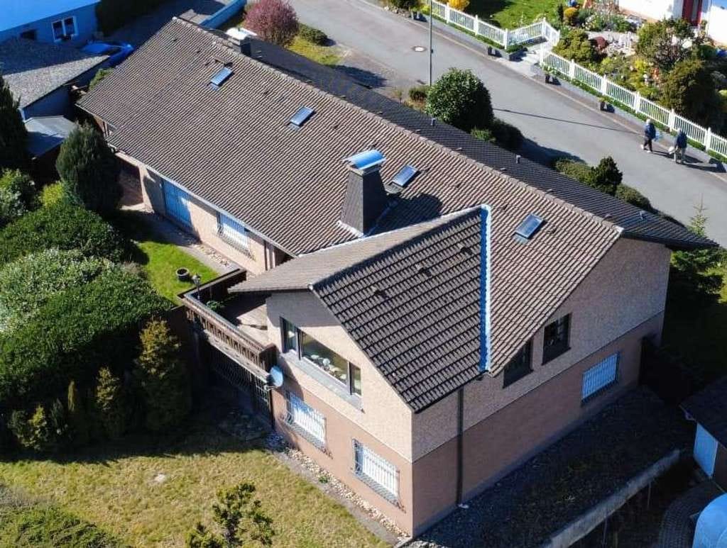 Immobilie in Bergneustadt - Anwesen für gehobene Ansprüche in bester Lage - Bild 0