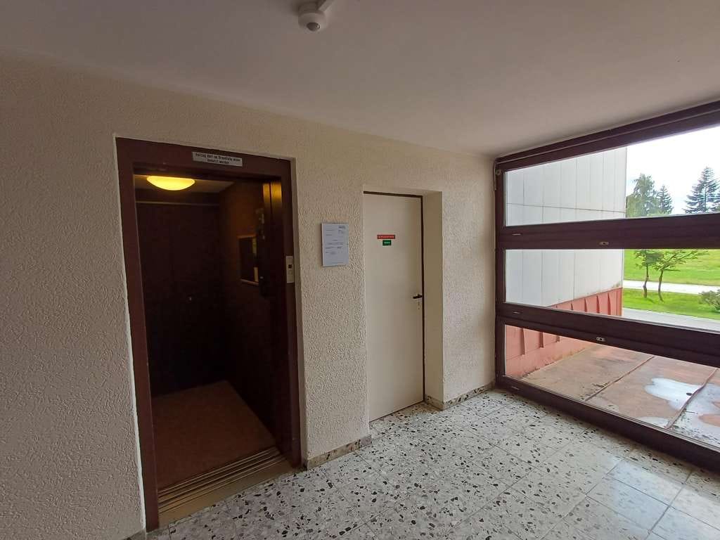 Immobilie in Neureichenau - * CHARMANTE, KOMPLETT RENOVIERTE 2.- ZI. WOHNUNG im bayerischen Wald * - Bild 2