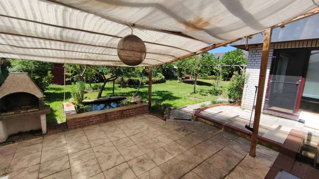 Immobilie in Uetersen - Zwei Wohneinheiten unter einem Dach – vielseitige Doppelhaushälfte mit Gartenidylle in Uetersen - Bild 4