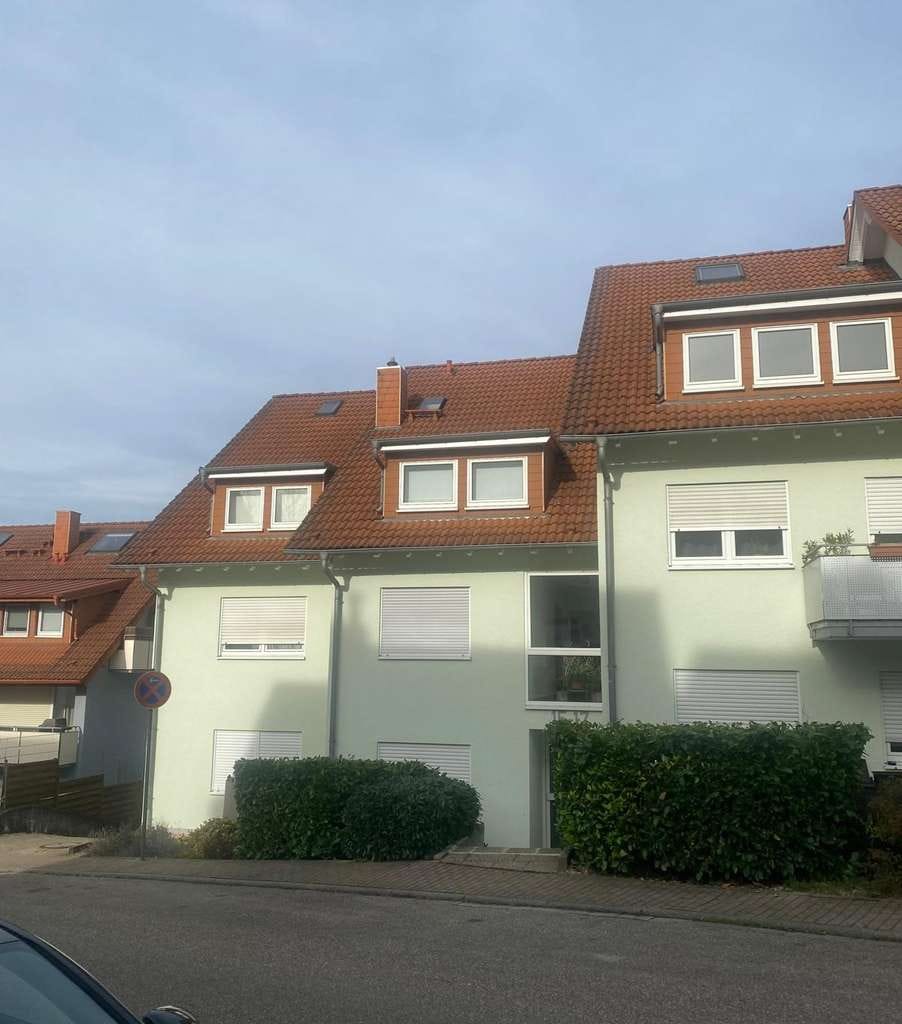 Immobilie in Pfinztal - KLEIN ABER FEIN… 2-Zimmerwohnung mit Balkon + Stellplatz - Bild 1