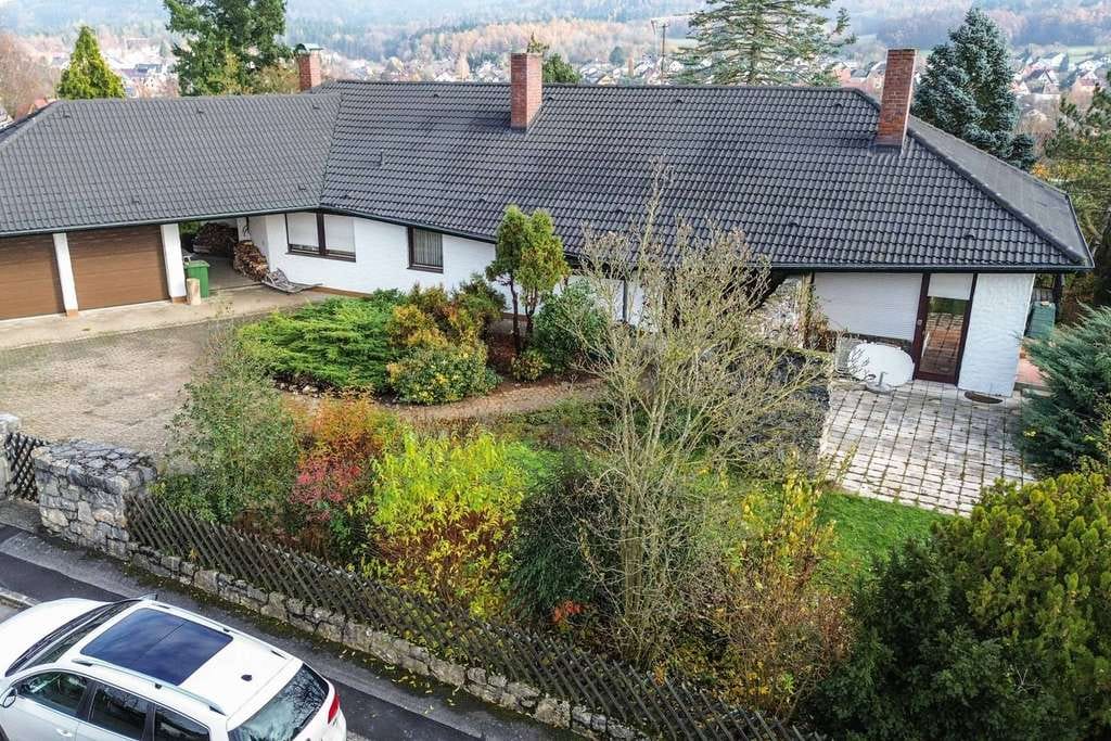 Immobilie in Schnaittach - Villa mit Charakter und Perspektive – Wohnen & Arbeiten am Schlossgarten - Bild 0